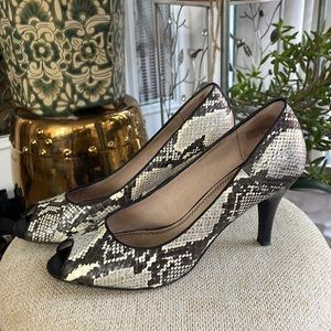 BP Nordstrom Natural Snake, size 10